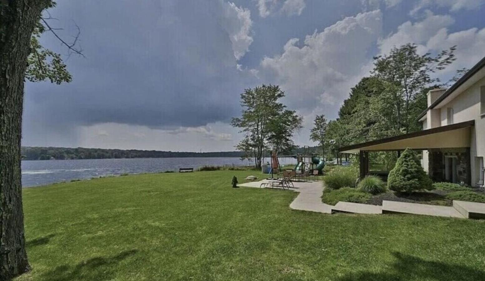 Pocono Summit Hideaway - Lakehouse/Spa/Dock/ מראה חיצוני תמונה
