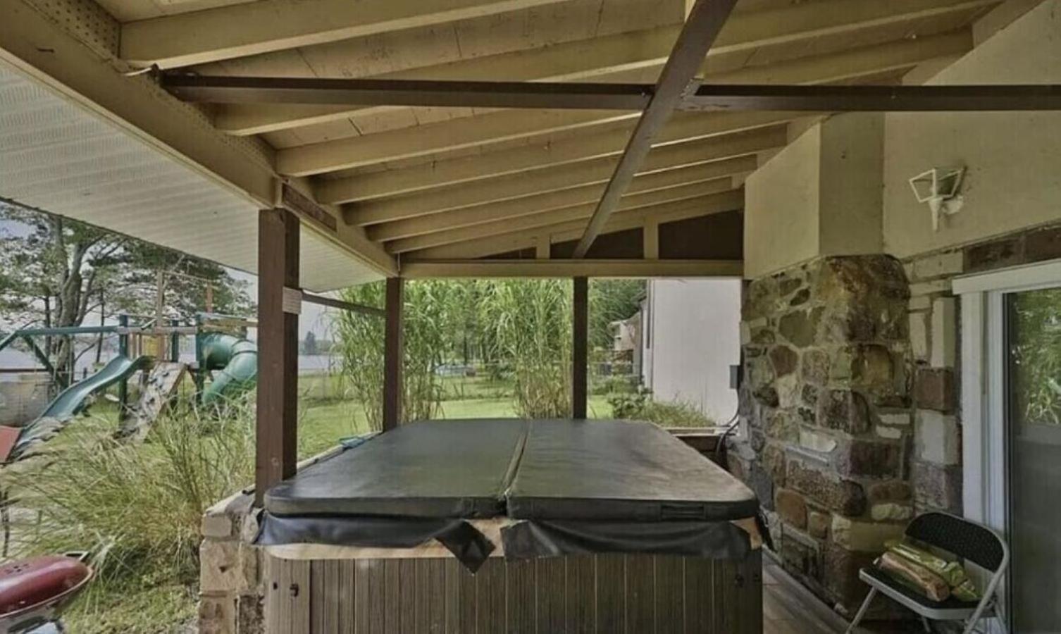 Pocono Summit Hideaway - Lakehouse/Spa/Dock/ מראה חיצוני תמונה